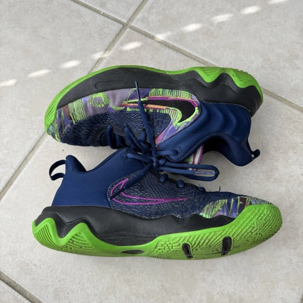 Nike Giannis Immortality 4 King of the Court GS Size 6 Y II0661-400 Basketball